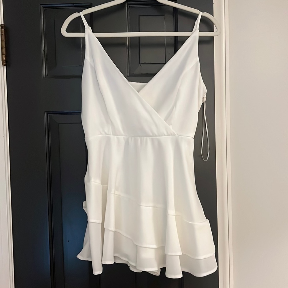 White romper from Alter’d state! Size Med
